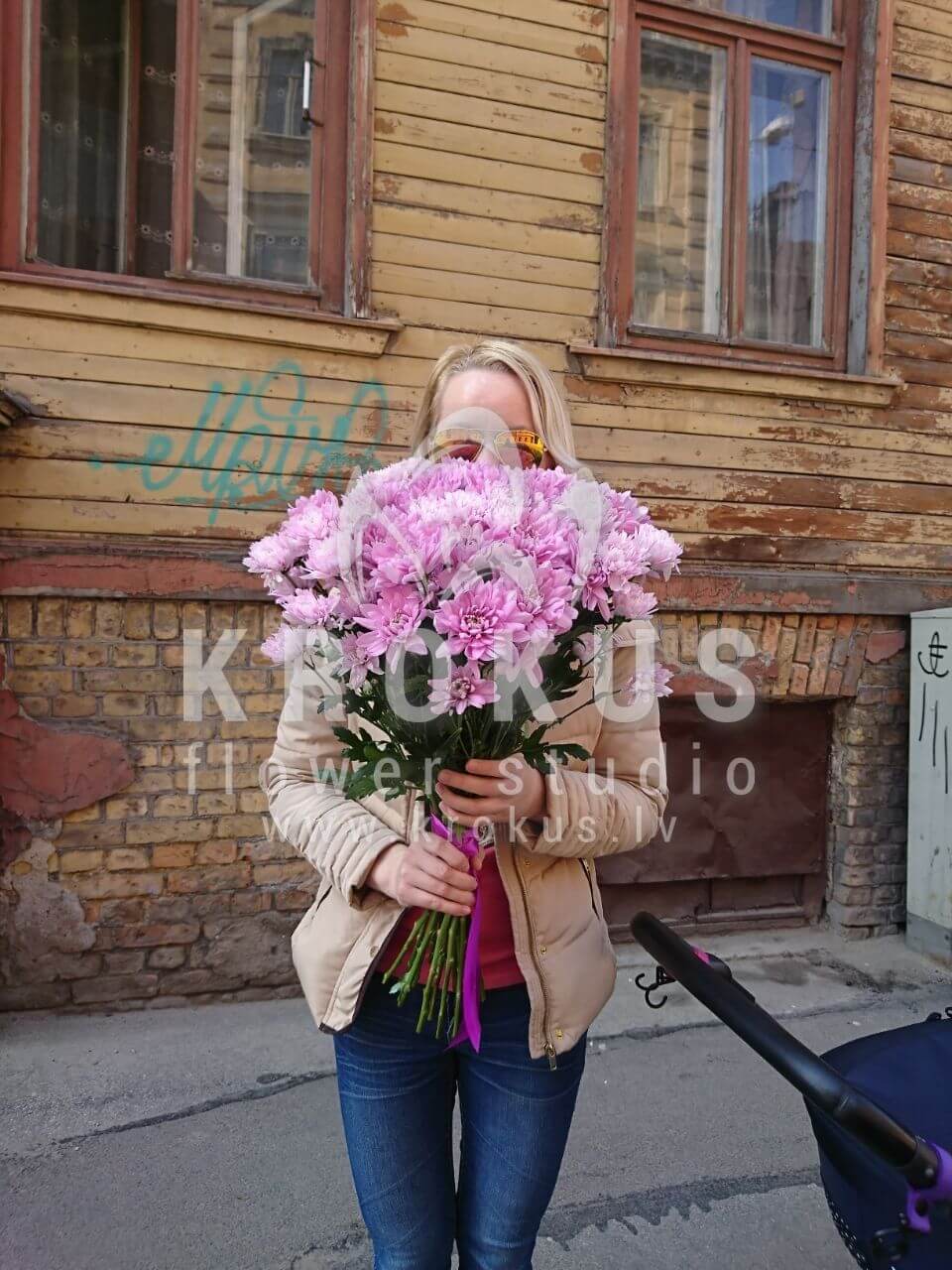 Доставка цветов в город Рига (ромашкихризантемы)