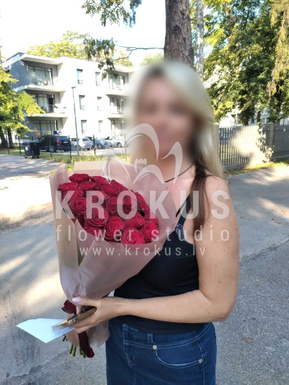 Deliver flowers to Jurmala (red roses)