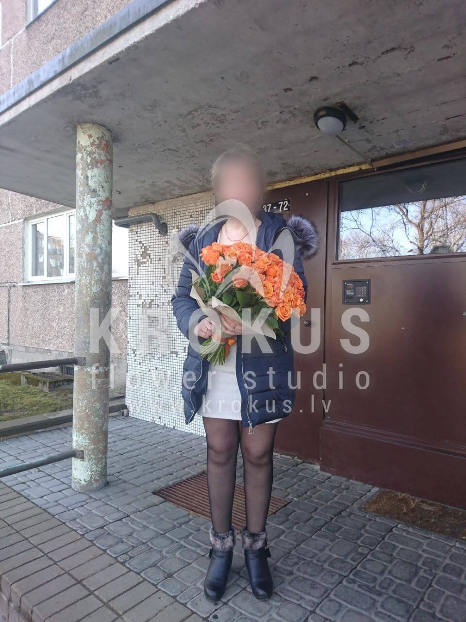 Доставка цветов в город Рига (желтые розыоранжевые розы)