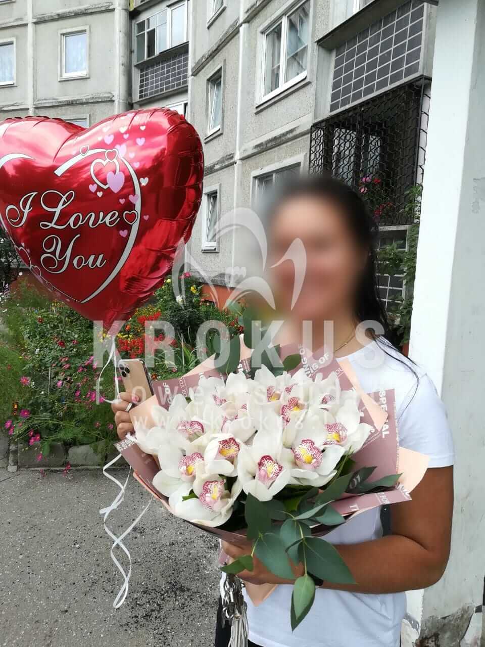 Доставка цветов в город Рига (орхидеиэвкалипт)