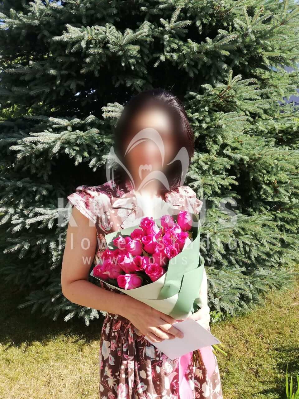 Deliver flowers to Rīga (boxshrub rosesgum treepeony roseslisianthuses (eustoma))