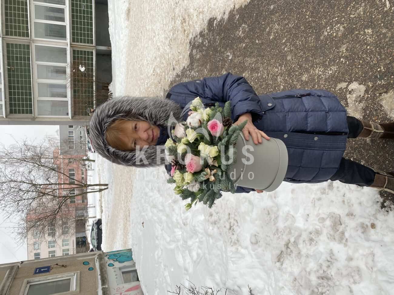 Deliver flowers to Rīga (shrub rosesdecorcottonstylish boxnoble fircream roses)
